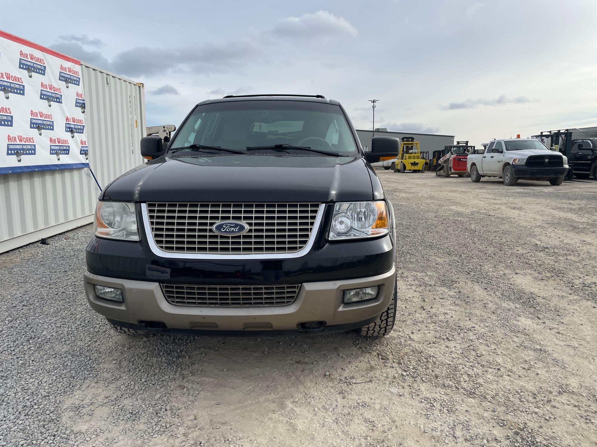 2003 Ford Expedition SUV, 165703 mi., Runs good new tires