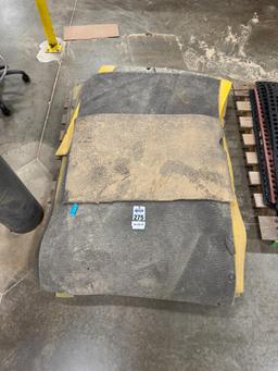 Pallet Lot Rubber Mats .