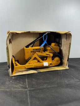 1/16 John Deere Crawler Dozer NIB Rough