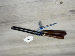 2 BUCK BROS. GOUGE CHISELS - 1/4" & 5/8"