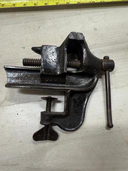 2 1/2 Inch Clamp On Vise w/ anvil