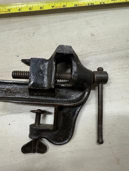 2 1/2 Inch Clamp On Vise w/ anvil