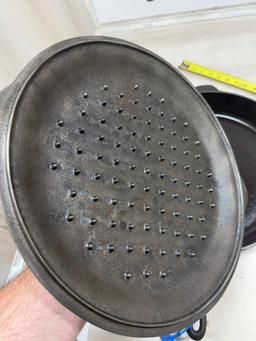 3 Notch no. 14 Cast Iron Skillet w/ heat ring and no. 14 Lid