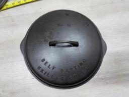 Griswold no. 9 Cast Iron Self Basting Skillet Cover