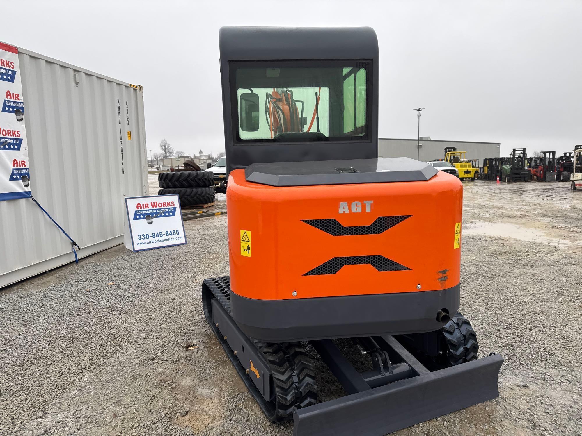 (Inv.42309) New Unused 2024 Agt MY50R Mini Excavator, Swing Boom, Enclosed Cab SN# MY50R2024X0000087