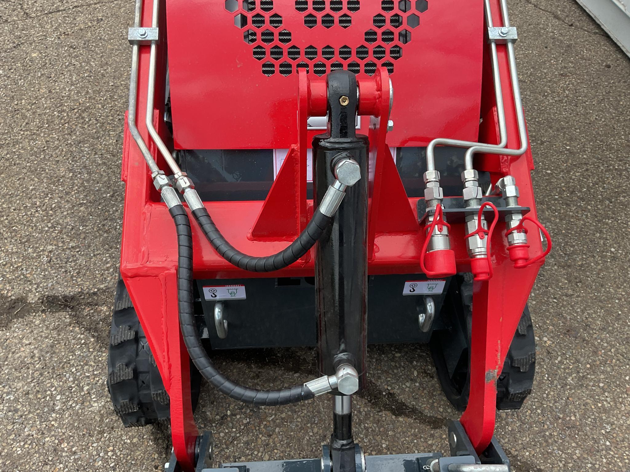 New Unused EGN Model EG360 Compact Track Loader, 13.5 Hp Gas Engine, 40" Bucket, Aux. Hydraulics