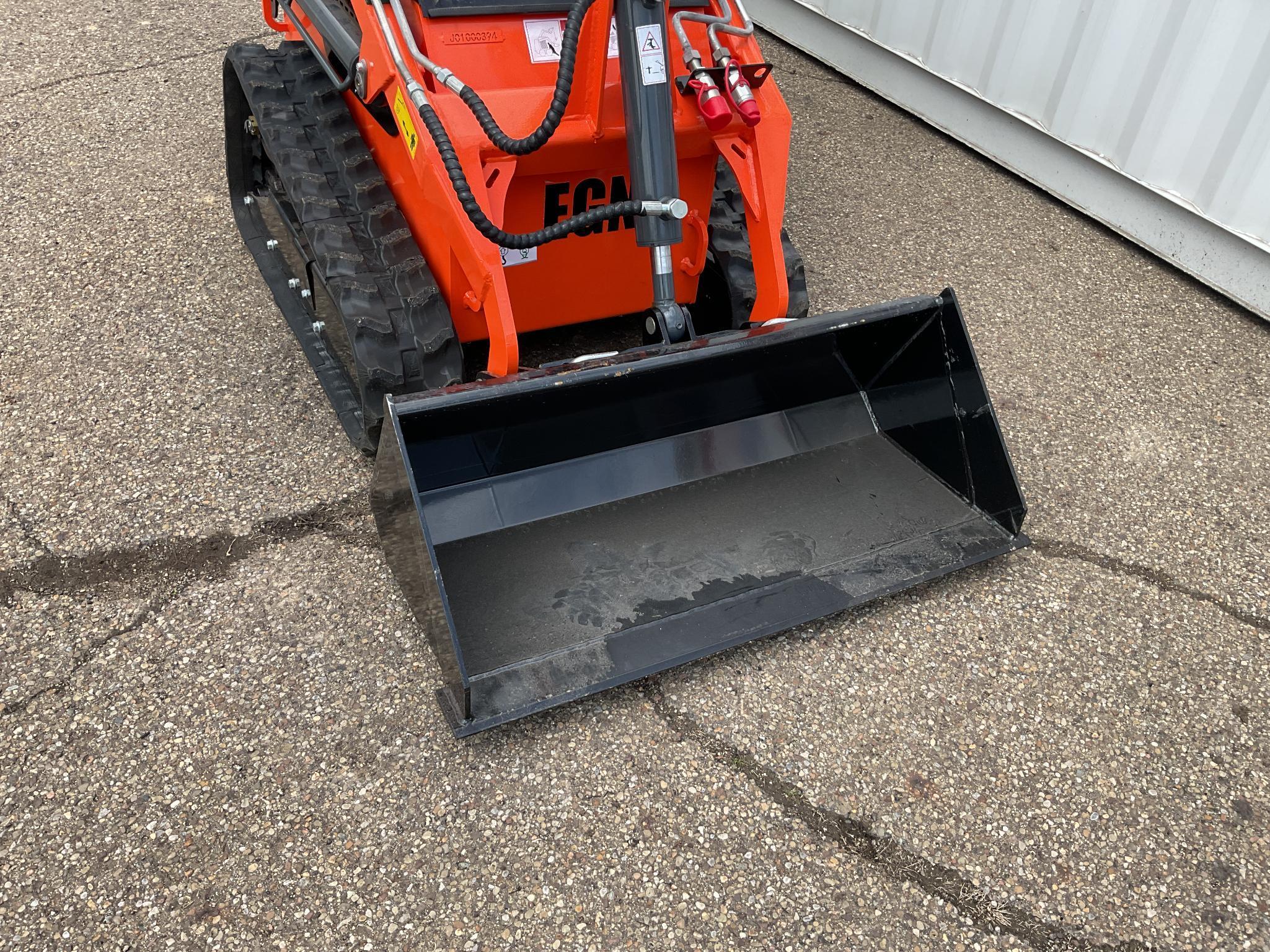 New Unused EGN Model EG36C Compact Track Loader, 15 Hp Gas Engine, 40" Bucket, Aux. Hydraulics