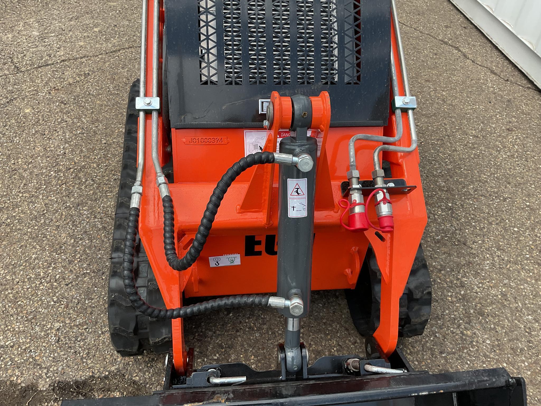 New Unused EGN Model EG36C Compact Track Loader, 15 Hp Gas Engine, 40" Bucket, Aux. Hydraulics