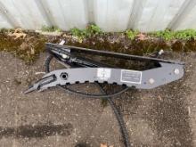New Unused GIYI 3T Hydraulic Thumb Attachment To Fit Cat 3 Ton Excavator