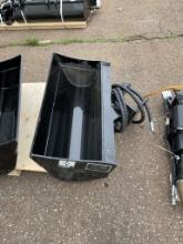 New Unused GIYI 3T Hydraulic Tilt Excavator Bucket To Fit Cat 3 Ton Excavator