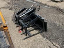 New Unused GIYI Grabble Skid Loader Attachment