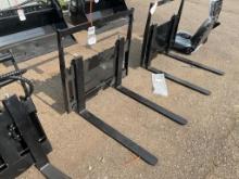 New Unused GIYI Mini Skid Loader Forks Attachment with 30" Forks