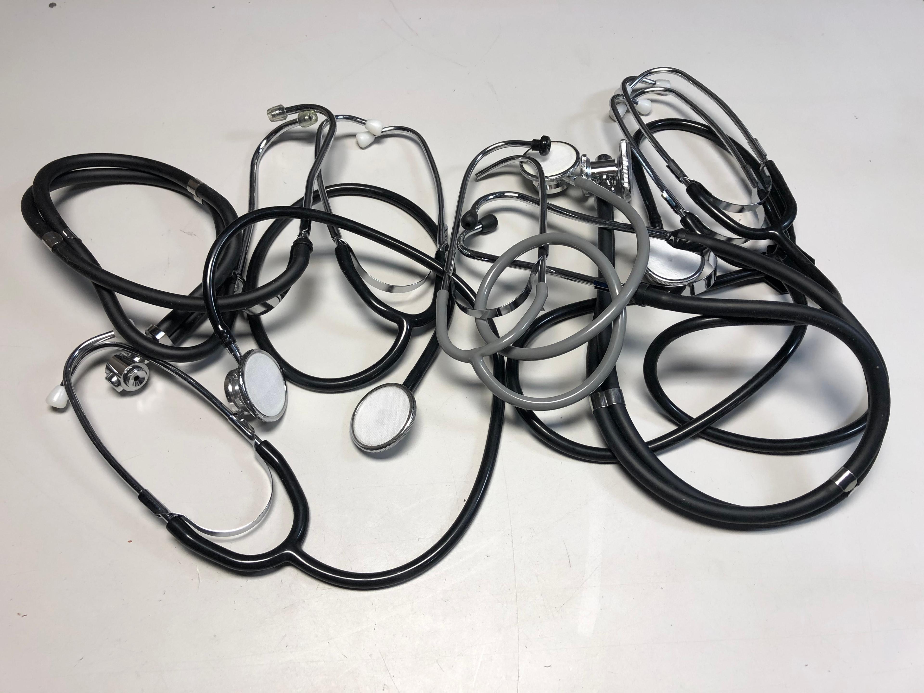 LOT OF STETHOSCOPES