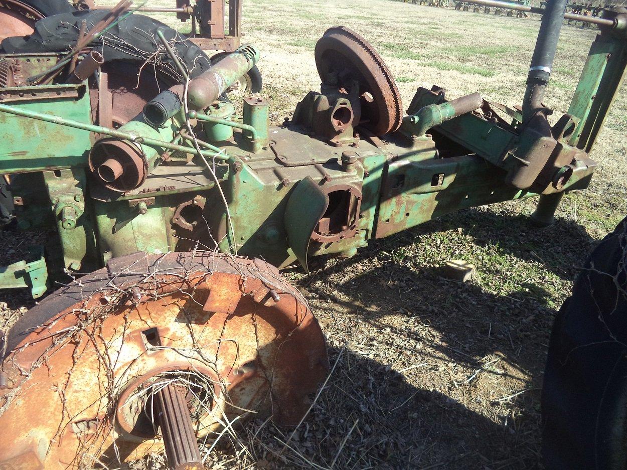 49 John Deere model 4A