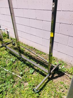 CLOTHING RACK ON WHEELS, 5' X 5'