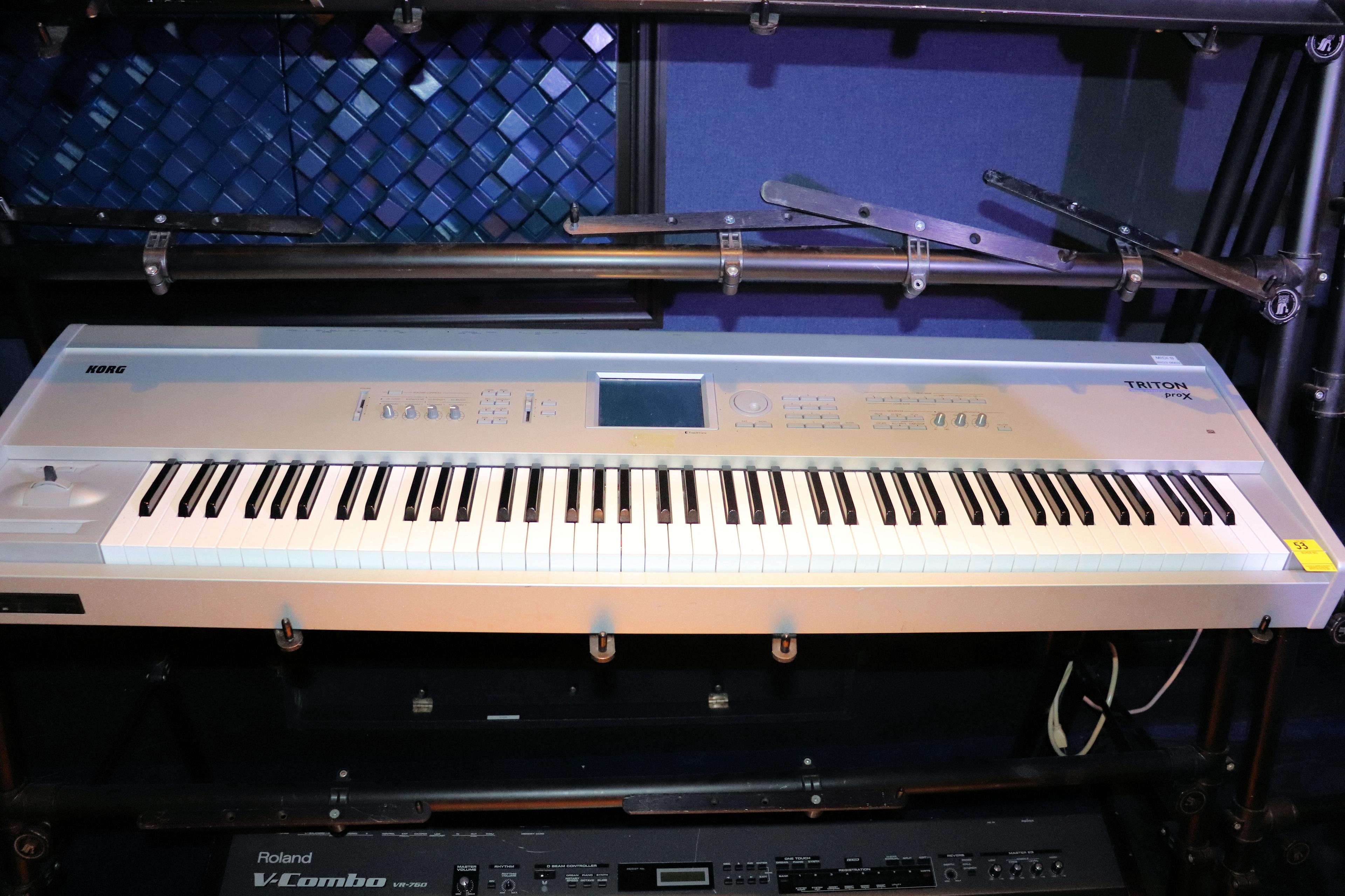 KORG Triton Music Workstation/Sampler proX