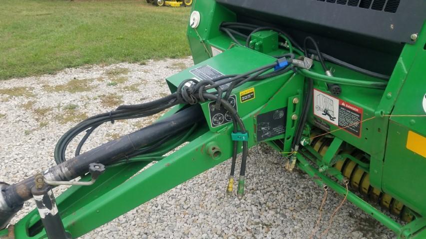 1998 John Deere 456 Round Baler