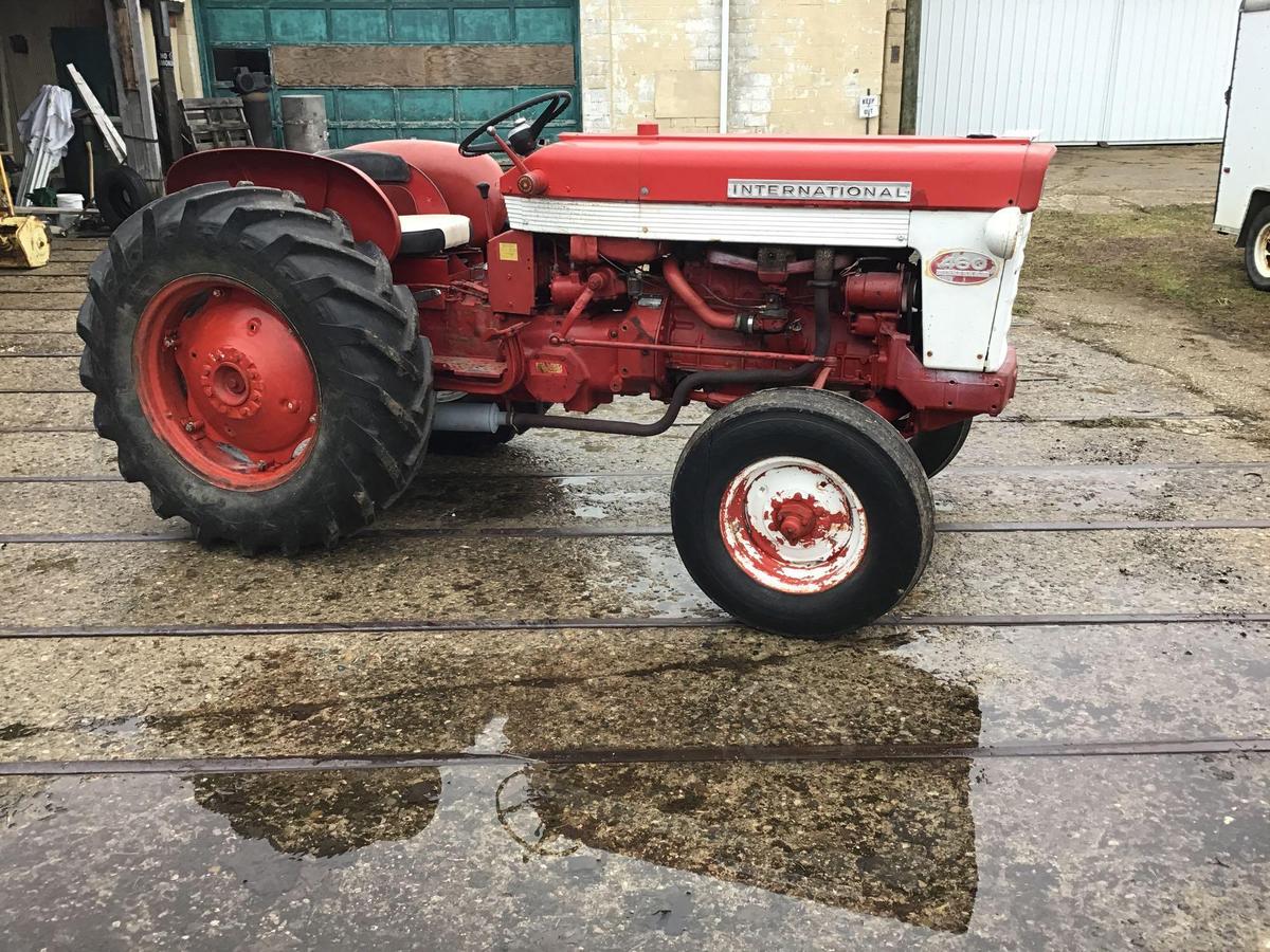 IH 460 utility