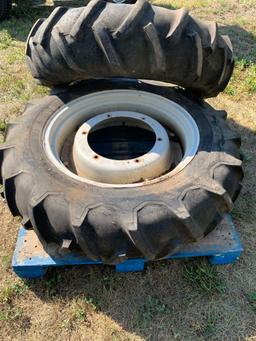 Ford tractor wheels