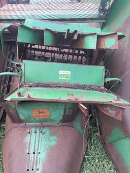 John Deere 235 2 row corn head