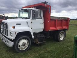 Ford L 8000