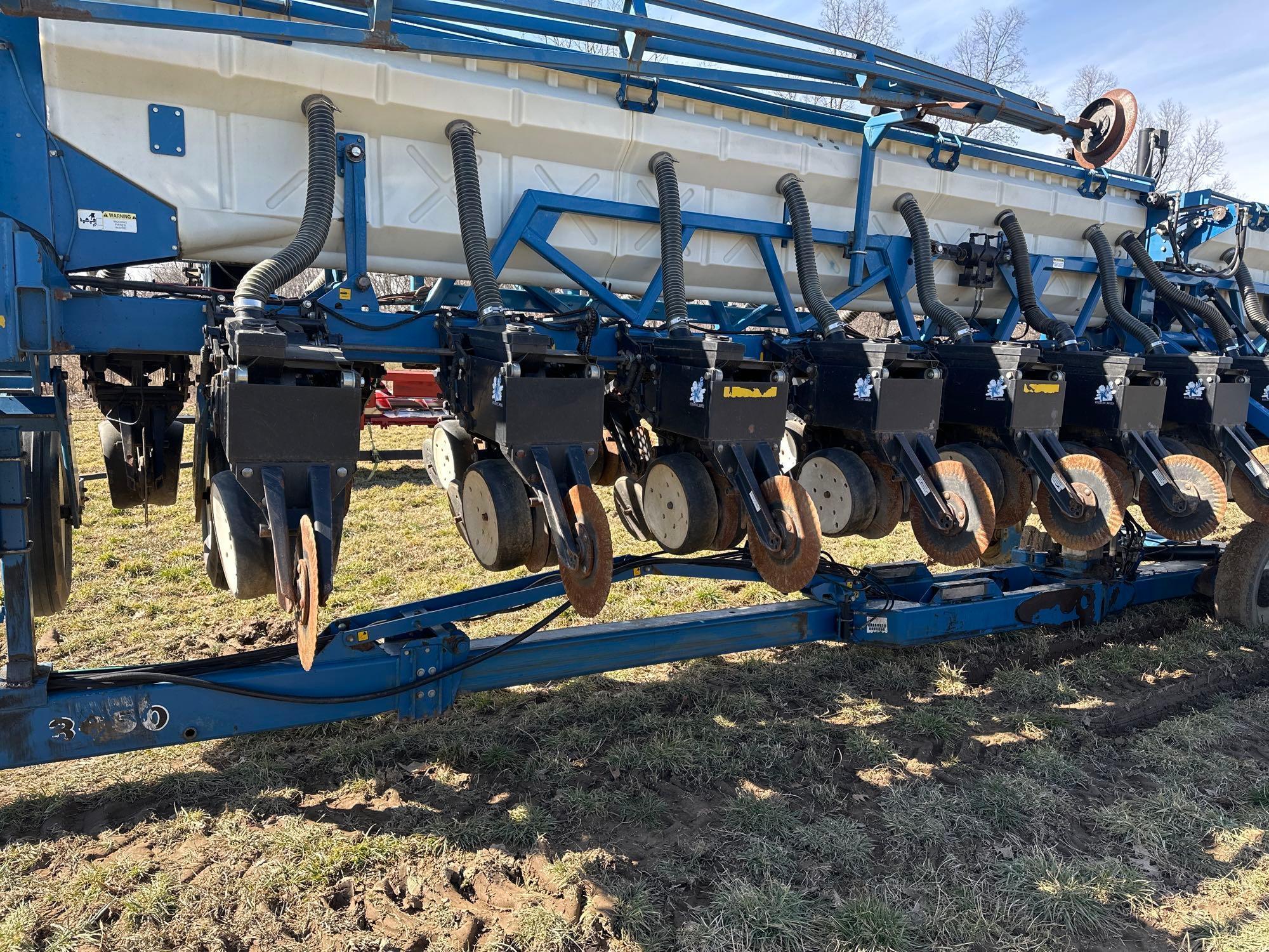 KINZE 3650 Planter