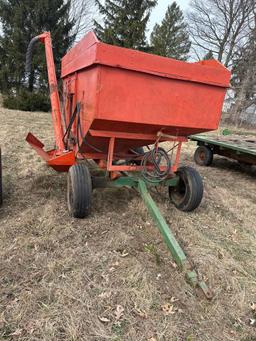 Gravty Wagon w/Fert Auger