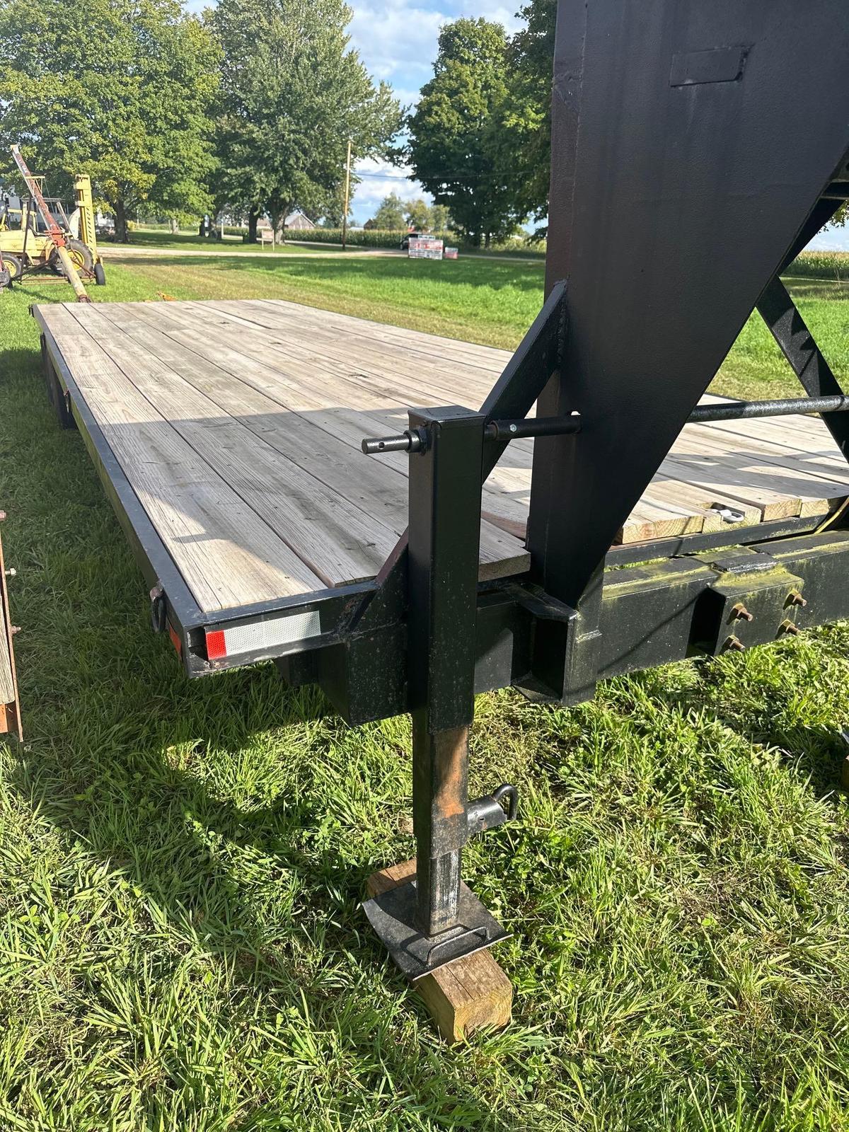 Gooseneck Trailer