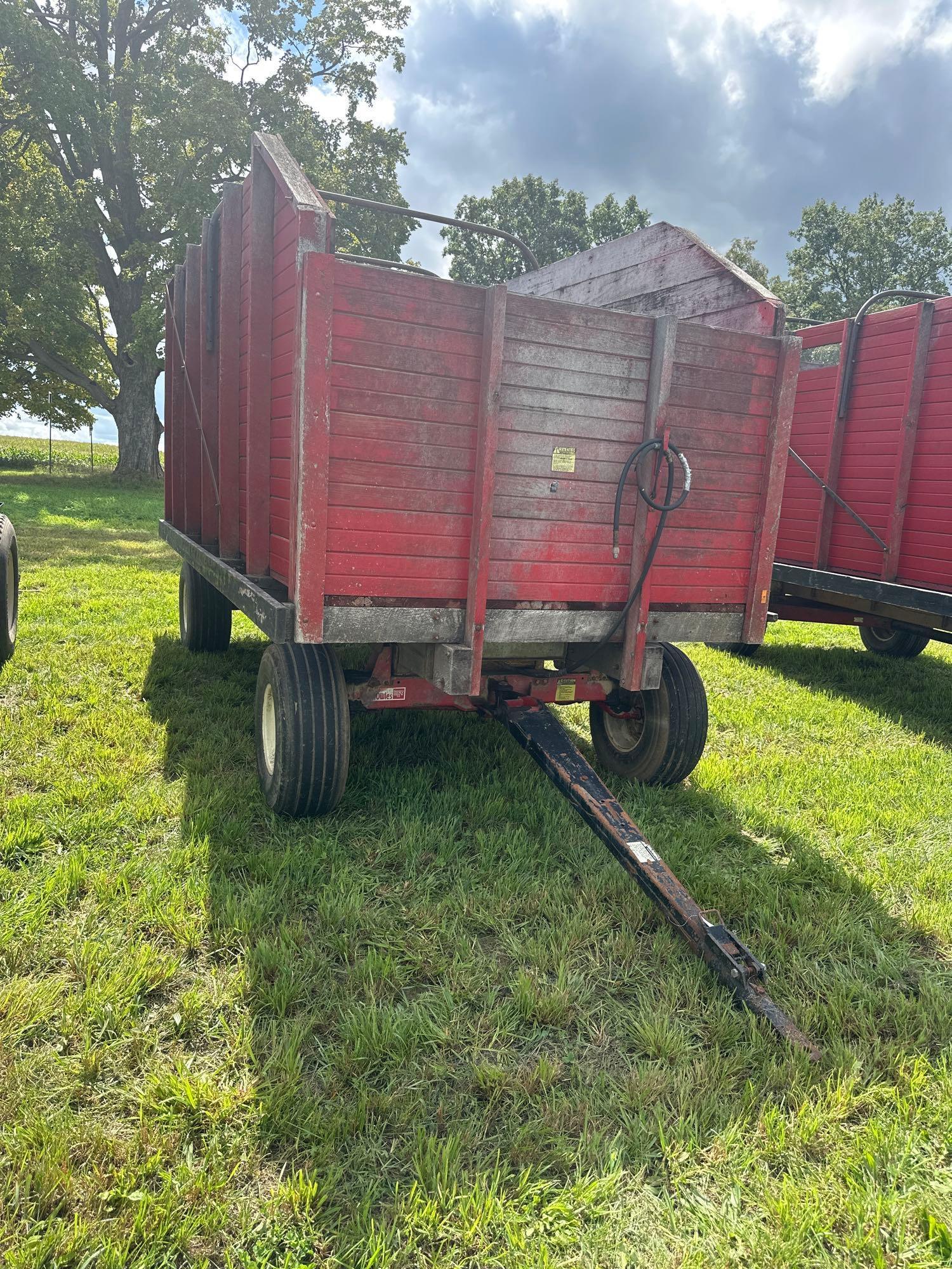 silage wagon