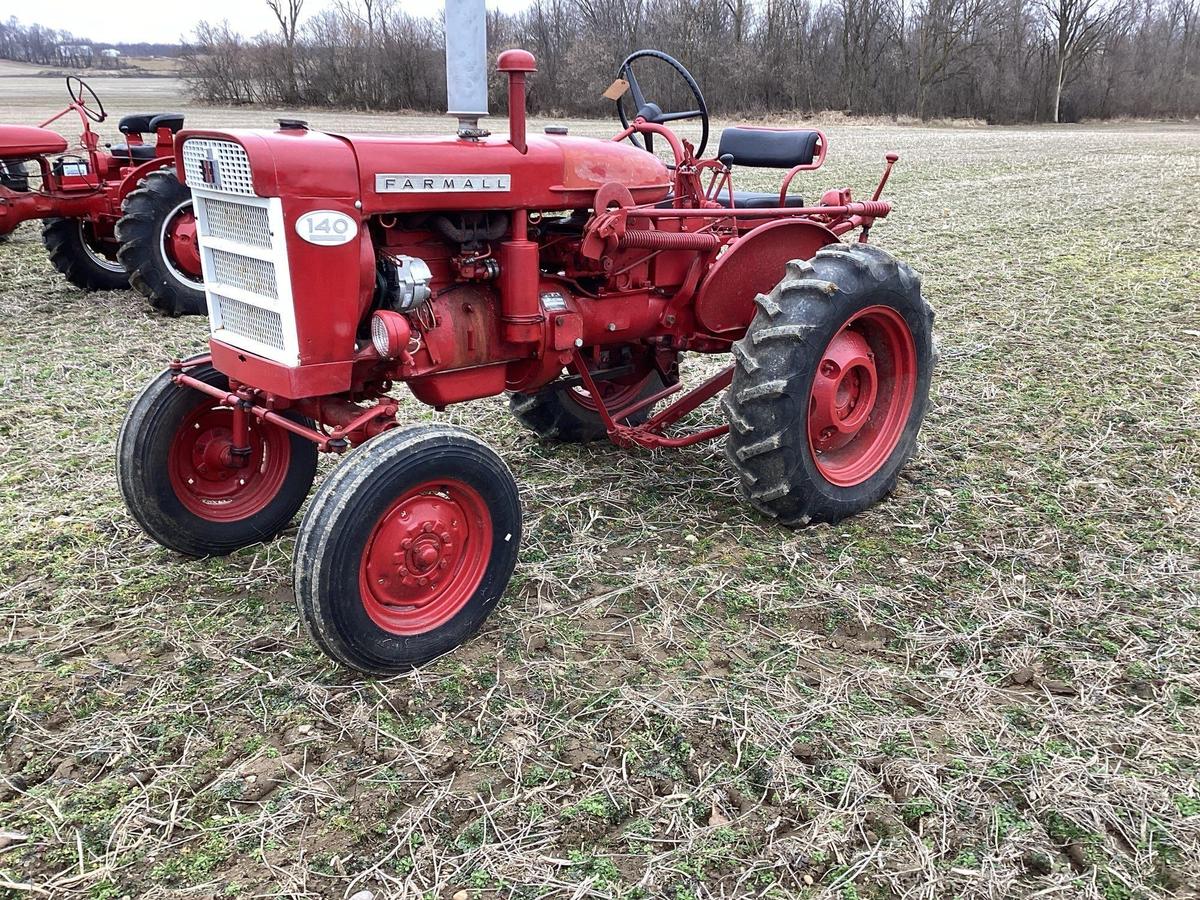 Farmall 140