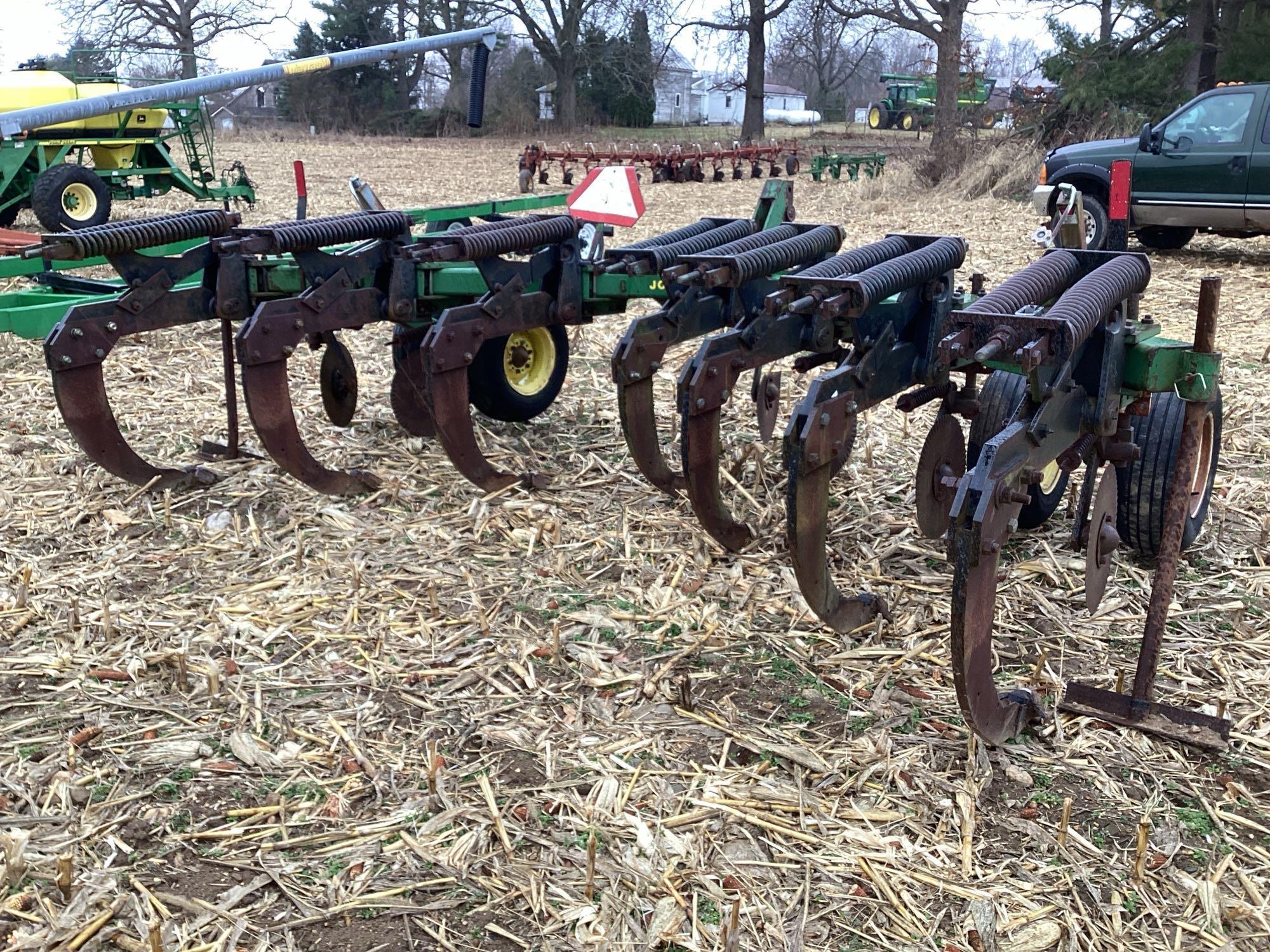 John deere model 915 ripper