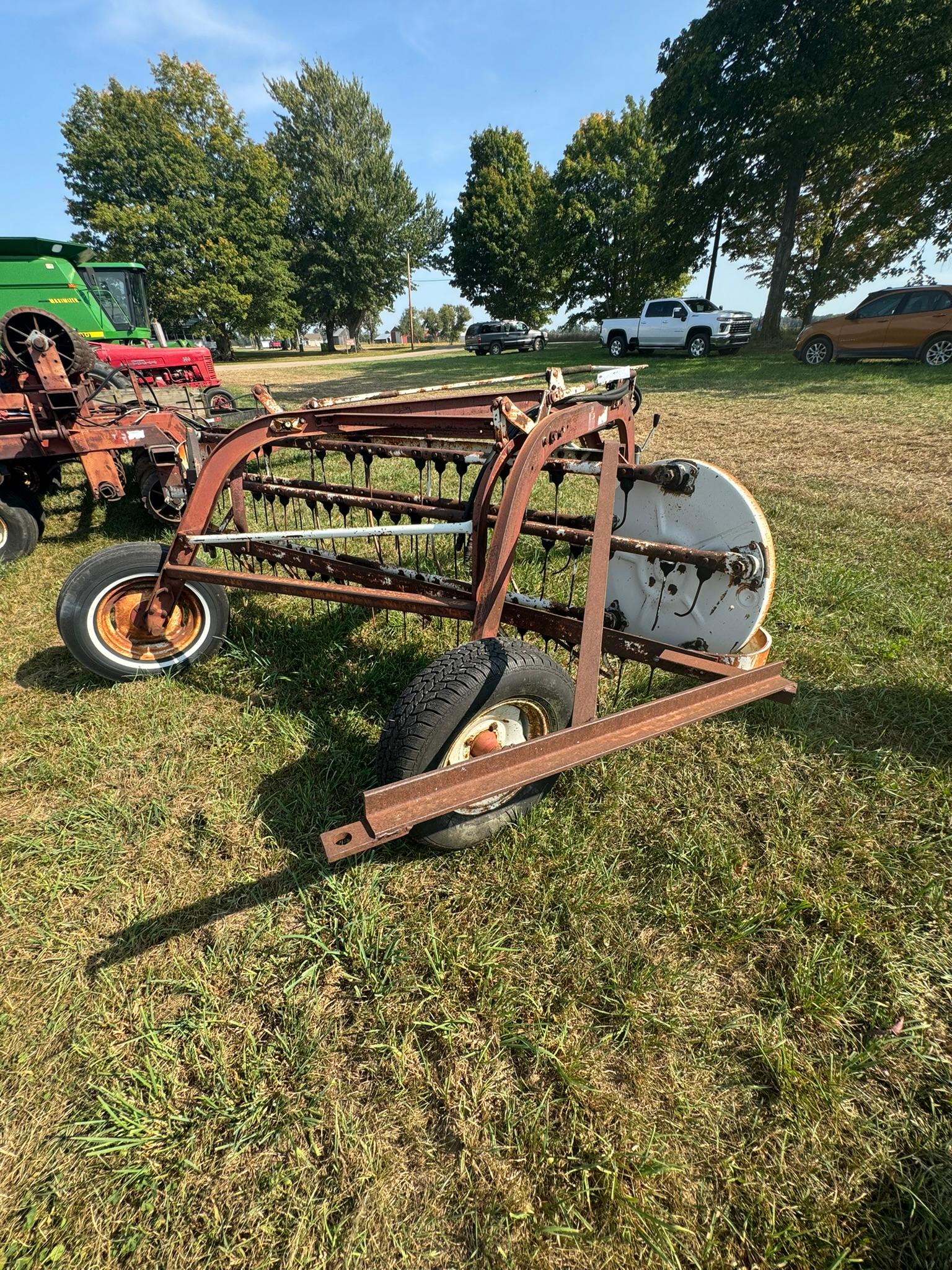 IH MODEL 35 HAY RAKE