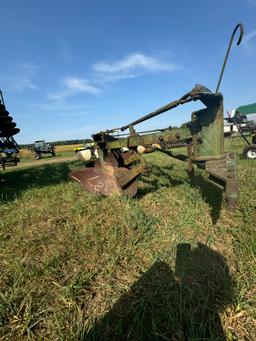 JOHN DEERE 4 BTM SEMI MOUNTED PLOW
