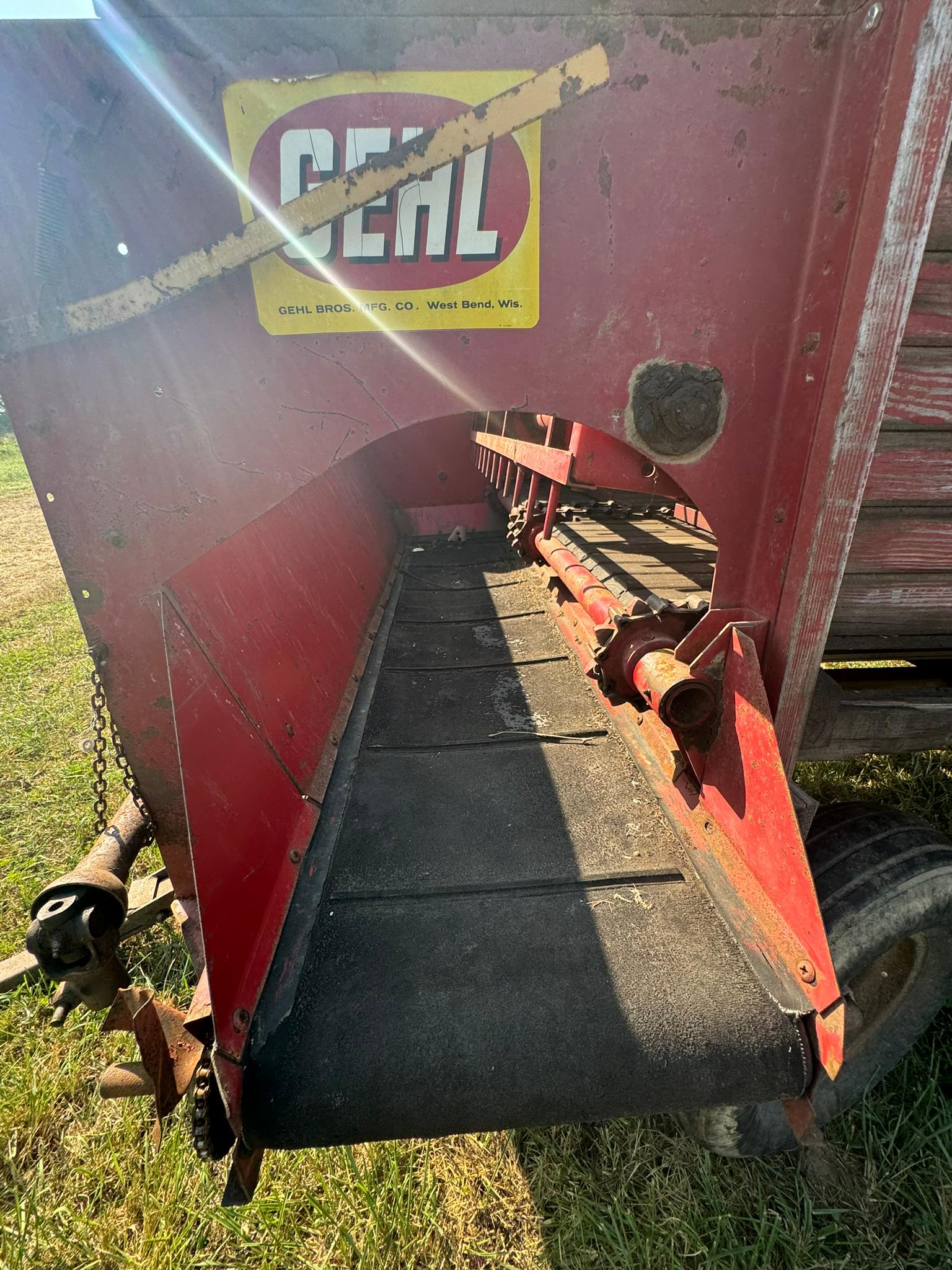 GEHL 3 BEATER FORAGE WAGON