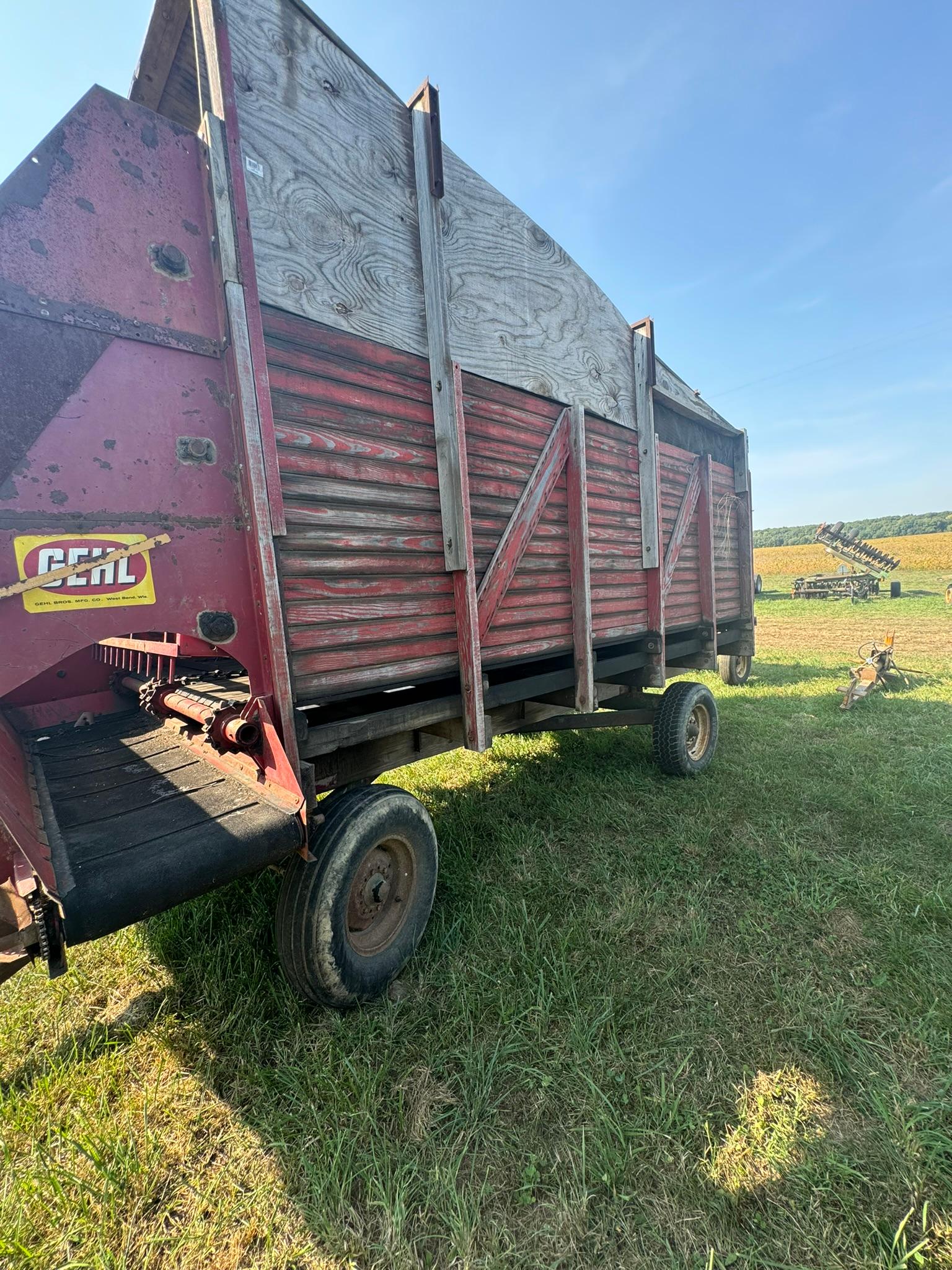 GEHL 3 BEATER FORAGE WAGON