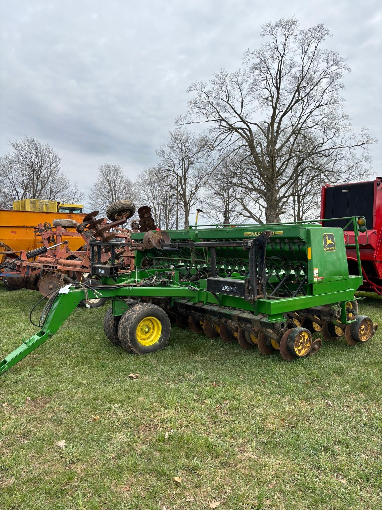 John Deere 750 No Till Drill
