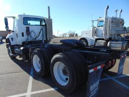 2009 IHC 7600 T/A Truck Tractor, s/n...1hswyahr39j101561, cummins eng, 13 spd trans, od reads 63761