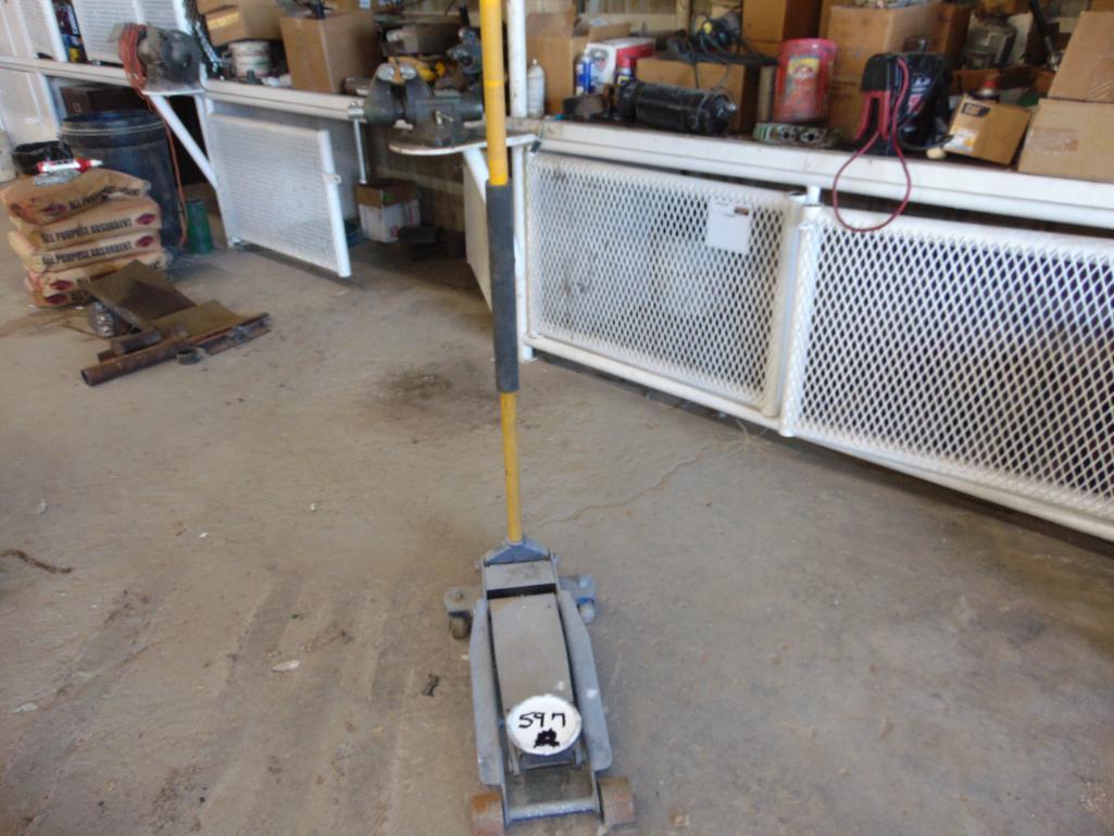Napa Floor Jack....Yard 1