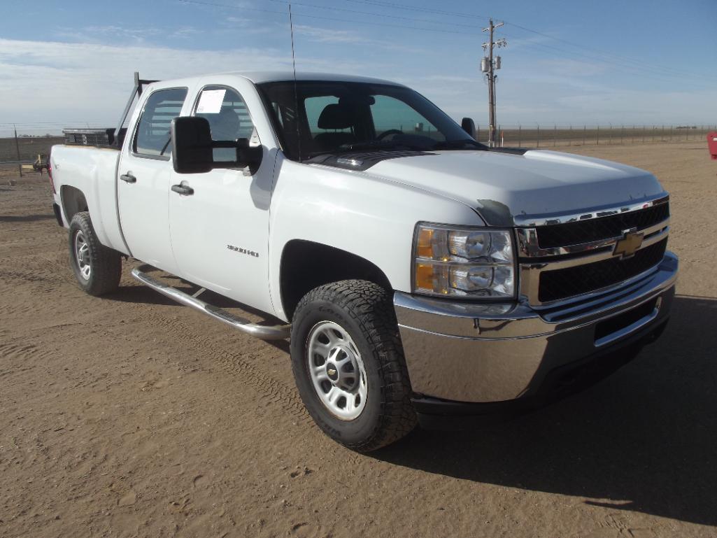 2013 Chevy 3500 Crewcab 4x4 Pickup, s/n 1gc4kzcgxdf224629, v8 gas eng, auto trans, od reads 167845