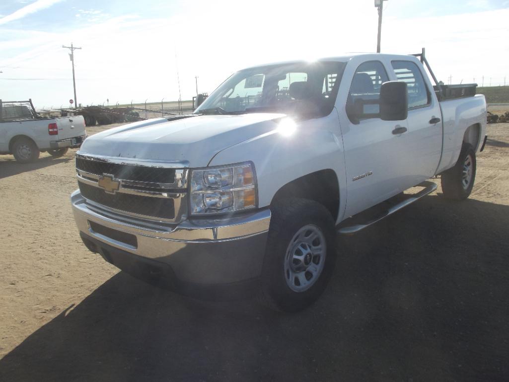 2013 Chevy 3500 Crewcab 4x4 Pickup, s/n 1gc4kzcgxdf224629, v8 gas eng, auto trans, od reads 167845