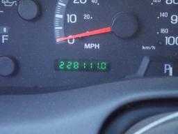 2002 FORD EXPEDITION 4X4 SUV, S/N 1FMPU16LB00031, V8, AUTO TRANS, OD READS 228111 MILES
