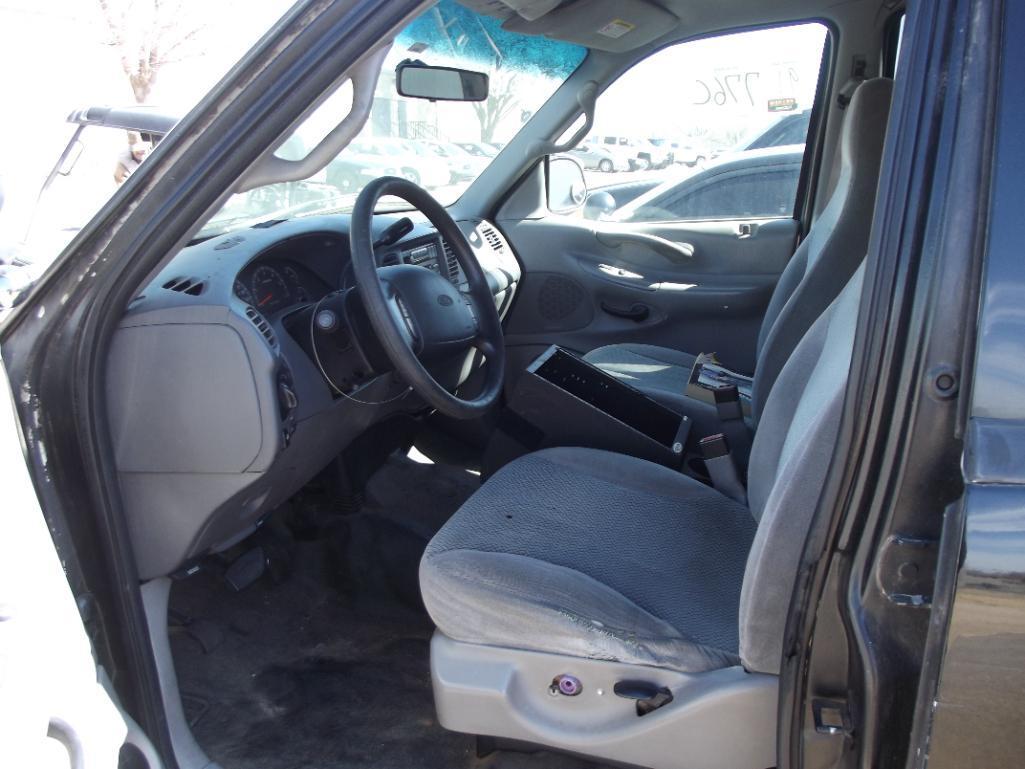 2002 FORD EXPEDITION 4X4 SUV, S/N 1FMPU16LB00031, V8, AUTO TRANS, OD READS 228111 MILES