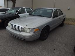 2007 FORD CROWN VIC CAR, S/N 2FAFP73V67X119808, AUTO TRANS, OD READS 173868 MILES...