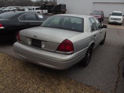 2007 FORD CROWN VIC CAR, S/N 2FAFP73V67X119808, AUTO TRANS, OD READS 173868 MILES...