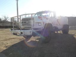 1990 FORD F700 S/A WATER TRUCK, S/N 1FDNF70K2MVA03212, 5 SPD TRANS, OD READS 18571 MILES (DOES NOT