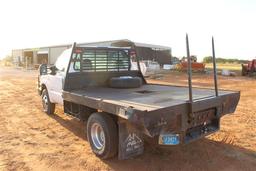 2004 FORD F350 BALE SPIKE FLAT BED, 6.0 ENG, AUTO TRANS,
