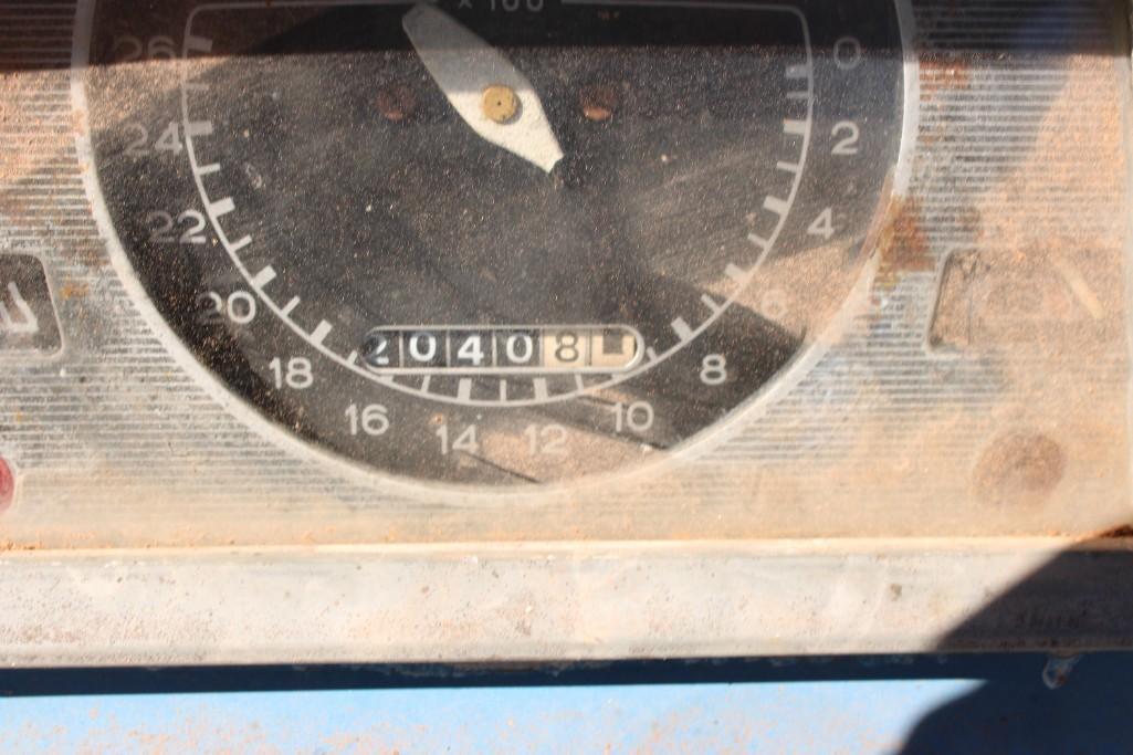 FORD 5000 FARM TRACTOR, HOUR METER READS 2040 HRS, CANOPY, 3PT, 540 PTO, 3 REMOTES