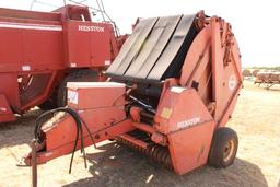 HESSTON 5800 ROUND BALER, W/ TWINE