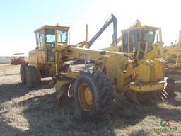 JOHN DEERE 672B MOTOR GRADER, S/N519990, SCARFIER, 14' M.B, CAB,