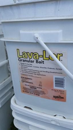 NEW (2) TUBS LAVALOR GRANULAR BAIT